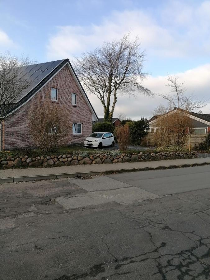 Sharky Ferienwohnung in Bahnhofsnähe Niebüll Exterior foto
